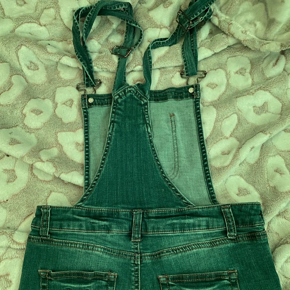 overall - Picture 3 of 3